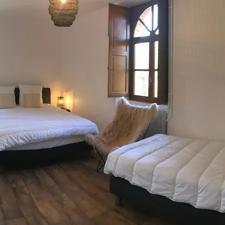 Casa vacanze Près Du Circuit Du Mans, 12 Pers., 5 Ch., Rénové Avec 3 Sdb, Nature Et Attractions Proches - Fr-1-410-342